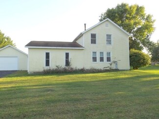 108 13th St, Brodhead, WI 53520