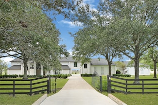 45 E Kitty Hawk St, Richmond, TX 77406