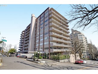 2323 SW Park Place Unit 701, Portland, OR 97205