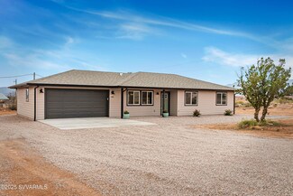 180 S Bright Star Ln, Cornville, AZ 86325
