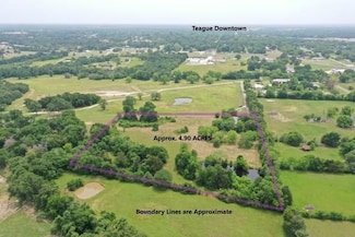 400 Matthew Ln, Teague, TX 75860