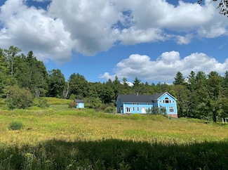 42 Blackberry Ln, Jamaica, VT 05343