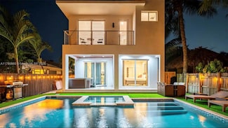 1547 Jackson St, Hollywood, FL 33020