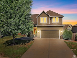 1614 Acorn Ln, Eudora, KS 66025