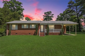 8640 S Quay Rd, Suffolk, VA 23437