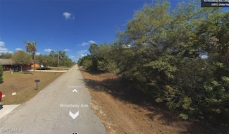 412 Broadway Ave, Lehigh Acres, FL 33972