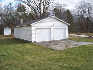 1126 N Greenville Rd, Stanton, MI 48888