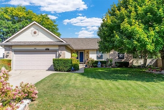 4429 W Edge Way, Grand Blanc, MI 48439