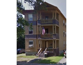 121 Maywood St, Worcester, MA 01603
