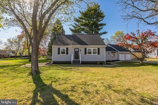 1211 Sylvan Dr, Haddon Heights, NJ 08035