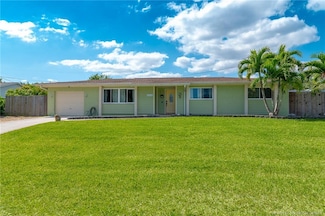 1590 NE 23rd Terrace, Jensen Beach, FL 34957