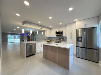 2002 Granada Dr Unit M1, Coconut Creek, FL 33066