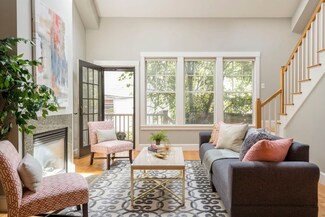 15 York Place Unit 3, Cambridge, MA 02141