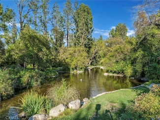 7050 Shoup Ave Unit 225, Canoga Park, CA 91303