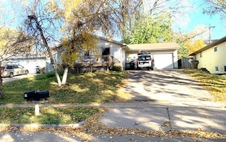 805 Brandie Rd, Madison, WI 53714