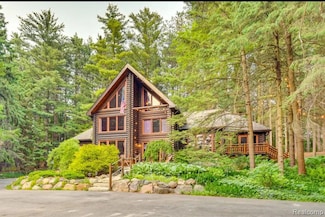 4565 Diehl Rd, Metamora, MI 48455