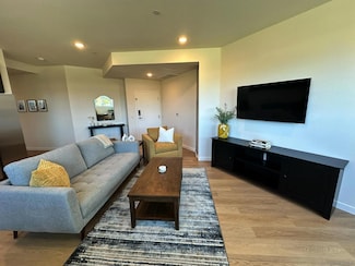 3909 Voltaire St Unit 110, San Diego, CA 92107