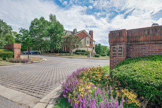 301 Boxmere Place Unit 301, Nashville, TN 37215