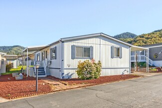 8401 Old Stage Rd Unit 12, Central Point, OR 97502