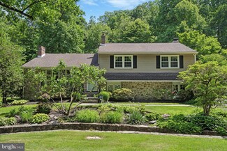2325 Willow Brook Dr, Huntingdon Valley, PA 19006