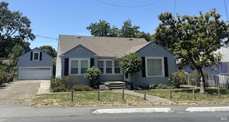 825 Burbank Ave, Santa Rosa, CA 95407