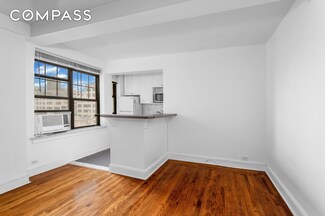 200 E 16th St Unit 10M, New York, NY 10003