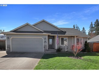 327 Camrin Loop, Creswell, OR 97426
