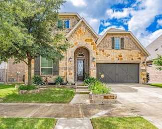 803 Red Maple Rd, Euless, TX 76039