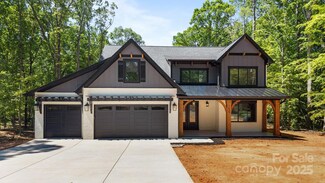 1408 Bloomsberry Ln, Waxhaw, NC 28173