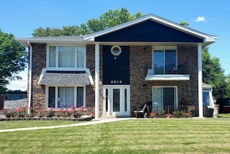 8818 W 85th St, Justice, IL 60458