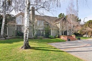 145 Fallen Leaf Dr, Hillsborough, CA 94010