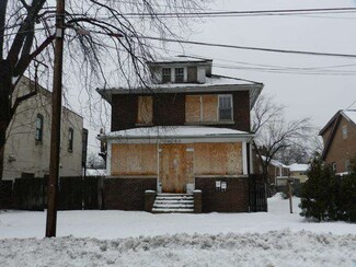 736 Broadway Ave, North Chicago, IL 60064