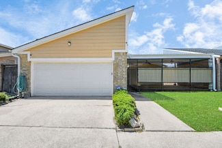 6430 Grandvale Dr, Houston, TX 77072