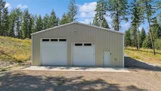 325 Kathy Lake Ln, Kalispell, MT 59901