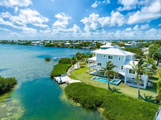 281 W Indies Dr, Summerland Key, FL 33042