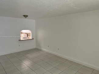 17255 SW 95th Ave Unit 206, Palmetto Bay, FL 33157