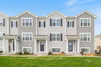 2463 Bella Dr, Pingree Grove, IL 60140