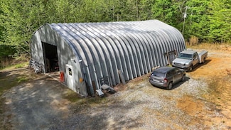 379 High Point Rd, Moneta, VA 24121