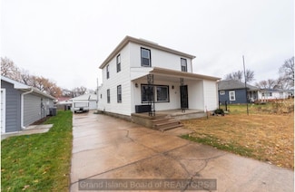 411 N Grace Ave, Grand Island, NE 68803