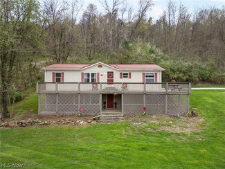 4235 Jade Rd NW Unit 27A, Dellroy, OH 44620