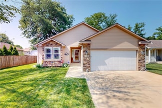 19600 E 20th St N, Independence, MO 64058