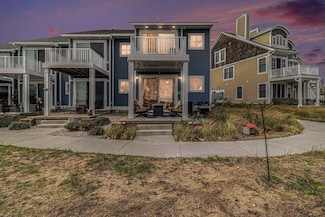 149 Joslin Cove Dr, Manistee, MI 49660