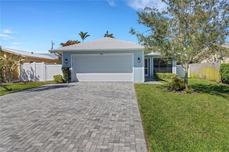 743 108th Ave N, Naples, FL 34108