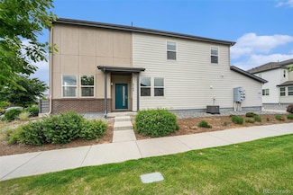 4760 Kittredge St, Denver, CO 80239