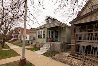 6536 S Loomis Blvd, Chicago, IL 60636