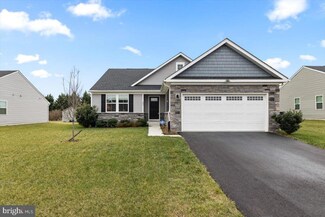 604 Switchgrass Ct, Bunker Hill, WV 25413