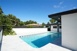 2573 Conroy Dr, West Palm Beach, FL 33403