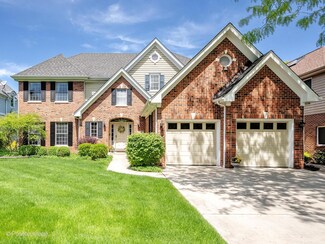 1327 Mason Dr, La Grange, IL 60525