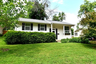 515 E 13th St, Ames, IA 50010