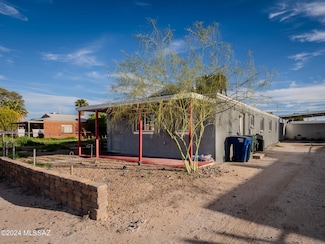 4610 E 19th St, Tucson, AZ 85711